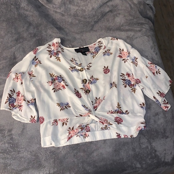 Floral Quarter sleeve Top - Picture 1 of 6